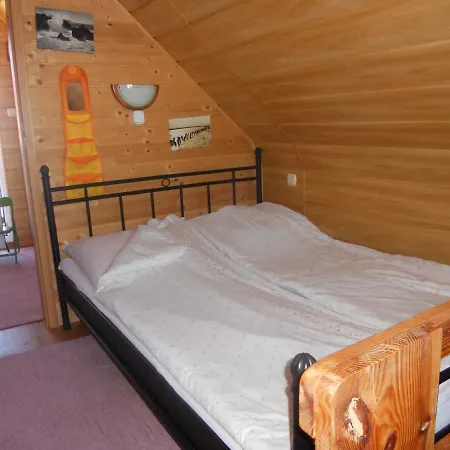 Lodge Eden Green